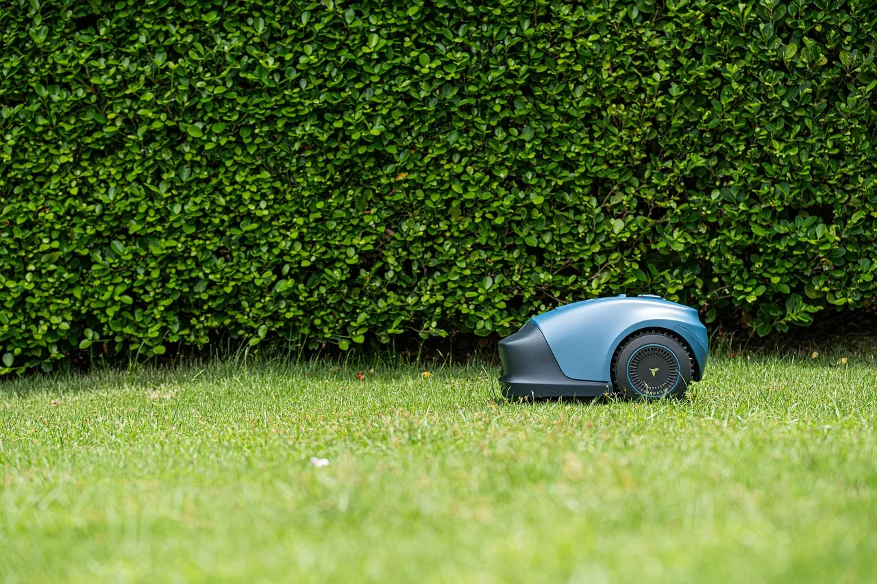 robot, lawnmower, lawn, yard, grass, nature, green, garden. Best Robotic Lawn Mower for Canada: Cold-Weather Picks