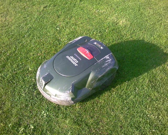 Electrolux automower standalone lawn mower. 4 Pointers for Robotic Yard Equipment on Lawns