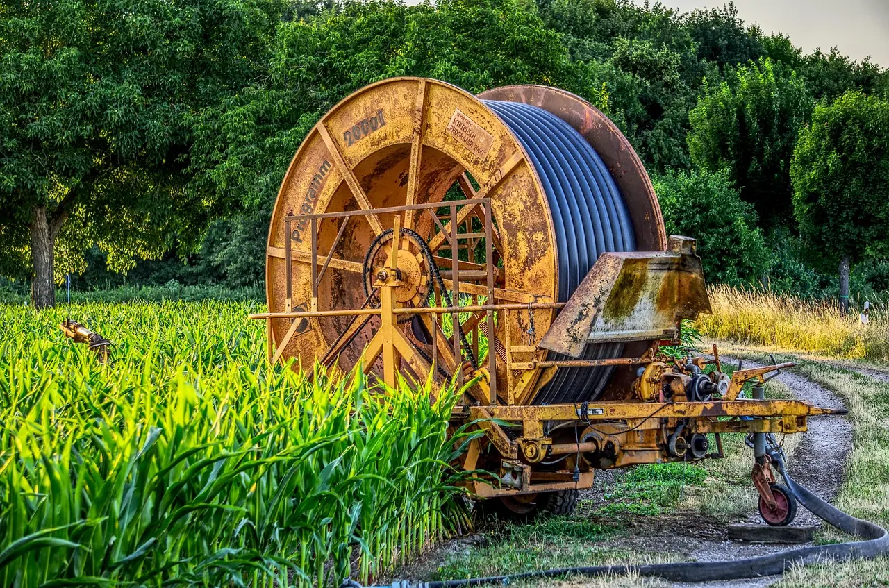 hose reel, irrigation, agriculture, water, big, nature, landscape, corn, field, meal, sprinkler, sprinkler system, hdr, high dynamic range, contrast, irrigation, irrigation, irriga
